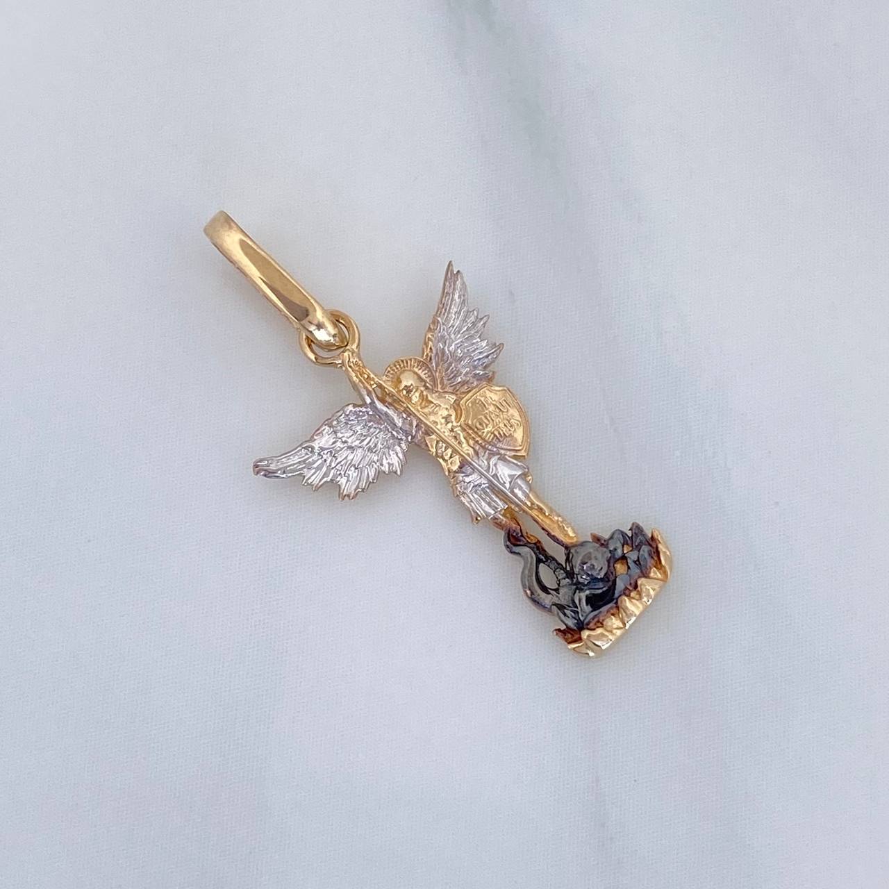 Pendant Saint Michael the Archangel 0.95 g / 1 in Three Golds 18K