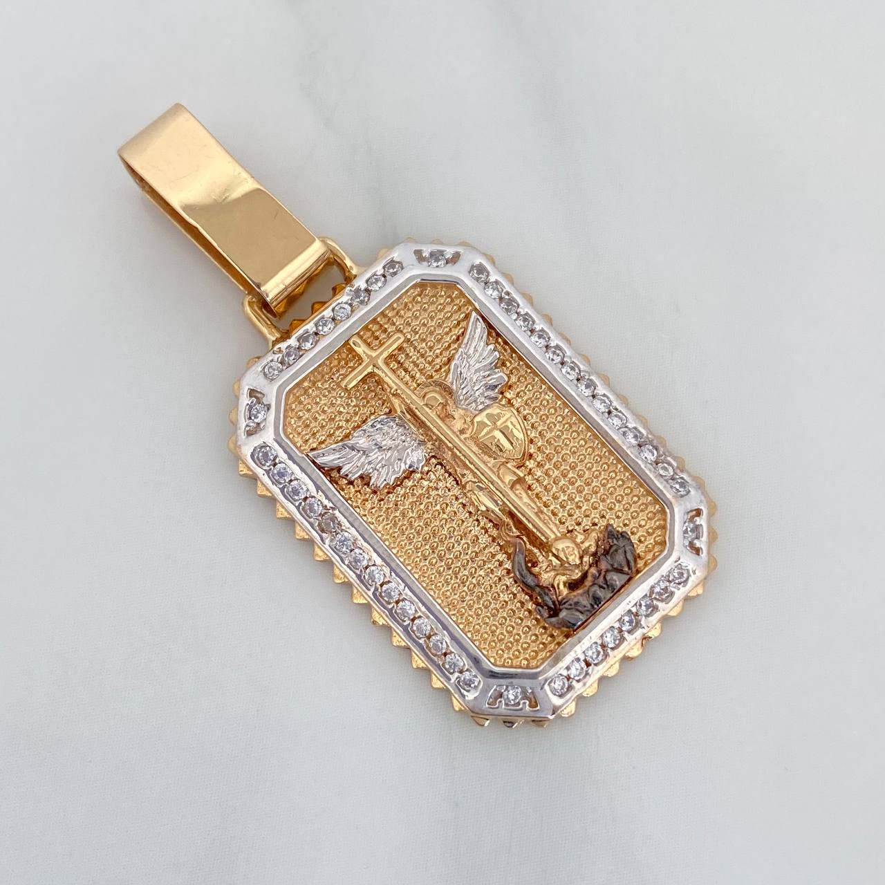 Pendant Plaque Saint Michael Archangel 5.4 g / 1 1/2 in Three Golds 18K