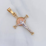 Dije Cruz Cristo San Benito 2.95 g / 1 3/4 in Tres Oros 18K