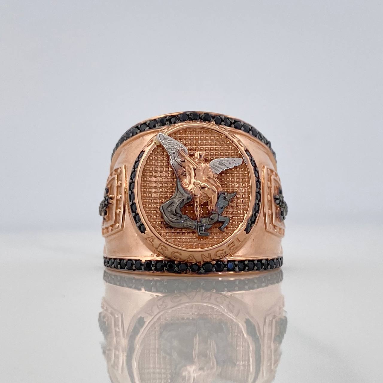 Saint Michael Archangel Ring 10.2 g / T10 3/4 Three Golds 18K