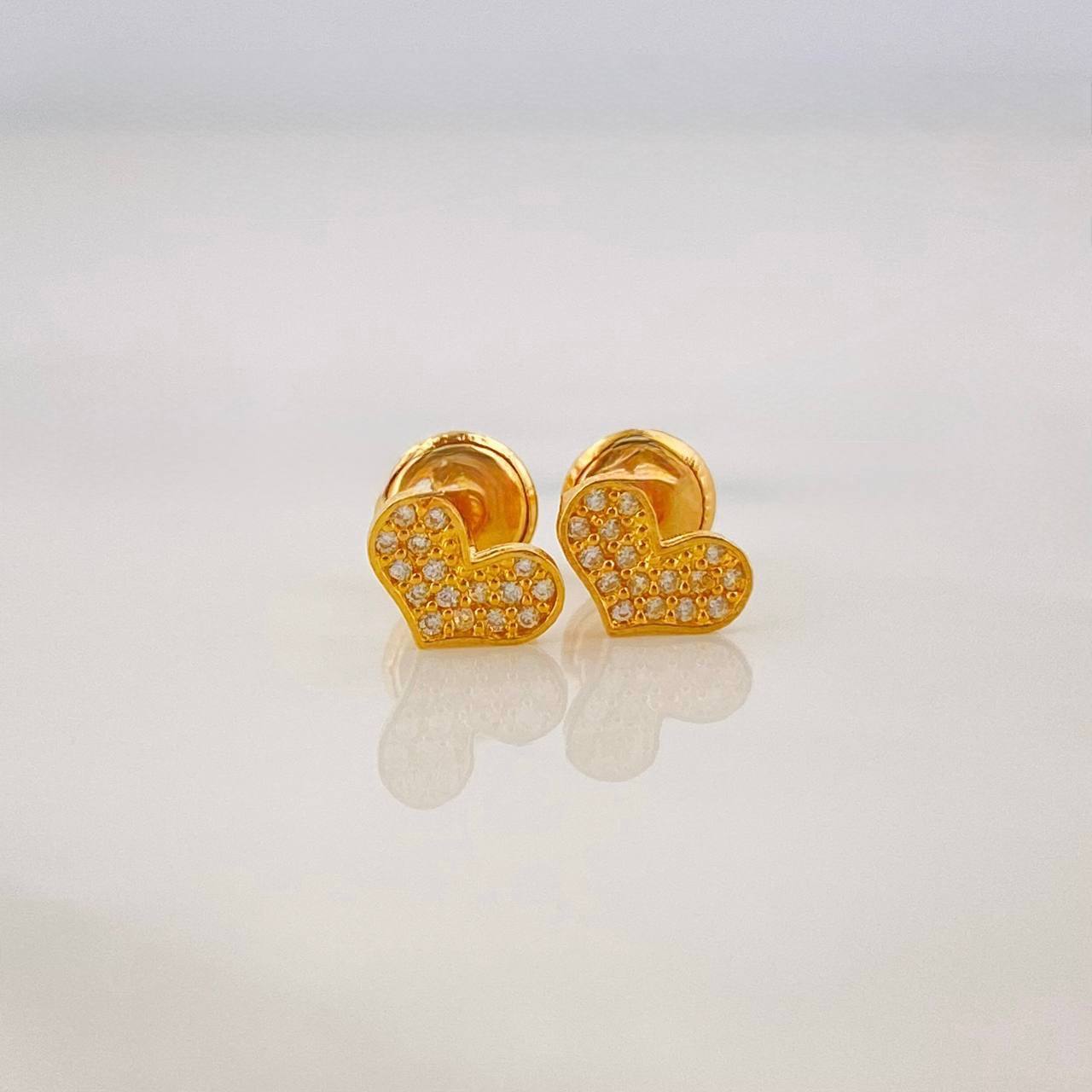 Heart Stud Earrings 0.7g / in / 7mm Yellow Gold 18K