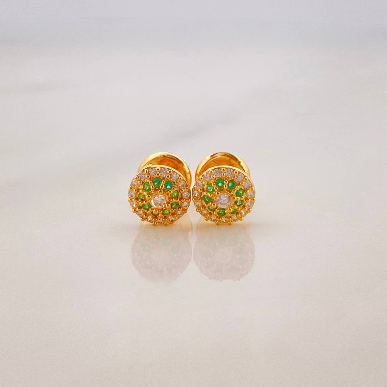 Stud Earrings Halo 0.75g / in / 5.84mm Yellow Gold 18K