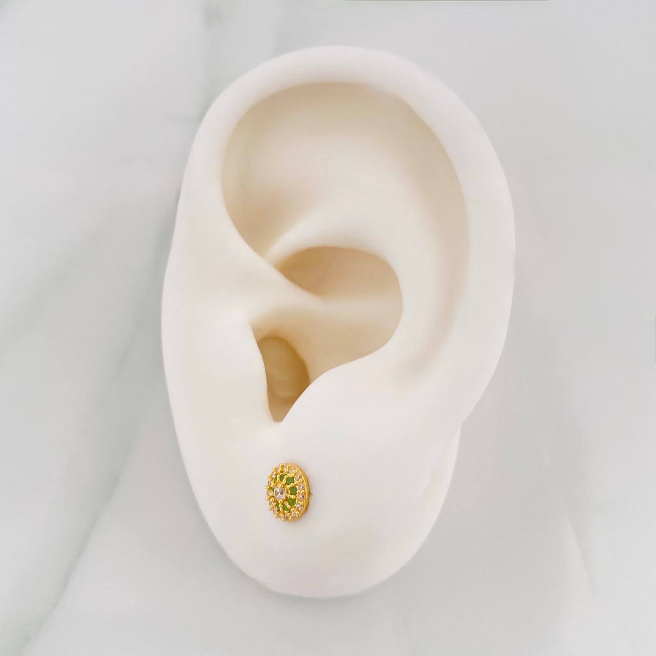 Stud Earrings Halo 0.75g / in / 5.84mm Yellow Gold 18K