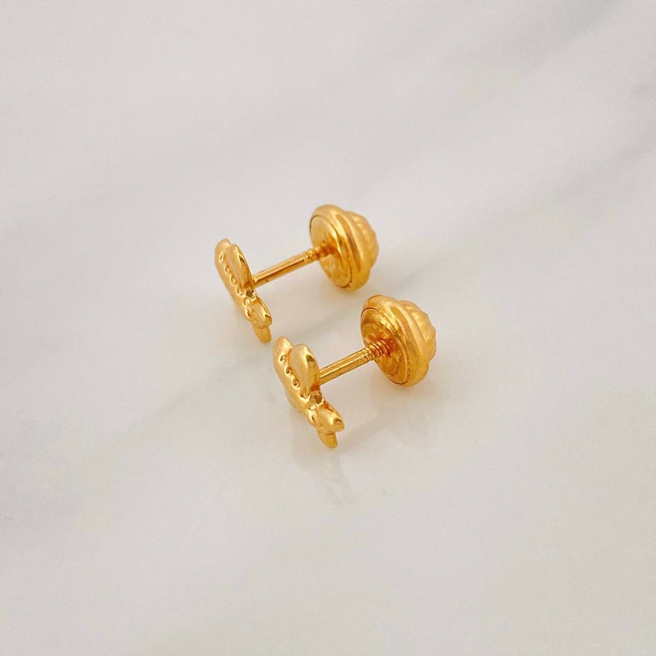Stud Earrings Airplane 0.65g / in / 7.15mm Yellow Gold 18K