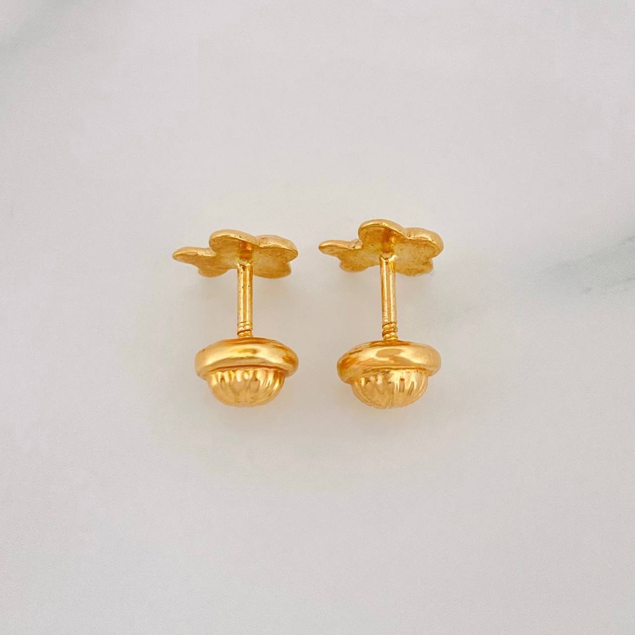 Stud Earrings Airplane 0.65g / in / 7.15mm Yellow Gold 18K