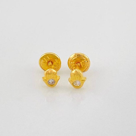 Stud Earrings Hamsa Hand 0.75g / in / 4.36mm Yellow Gold 18K