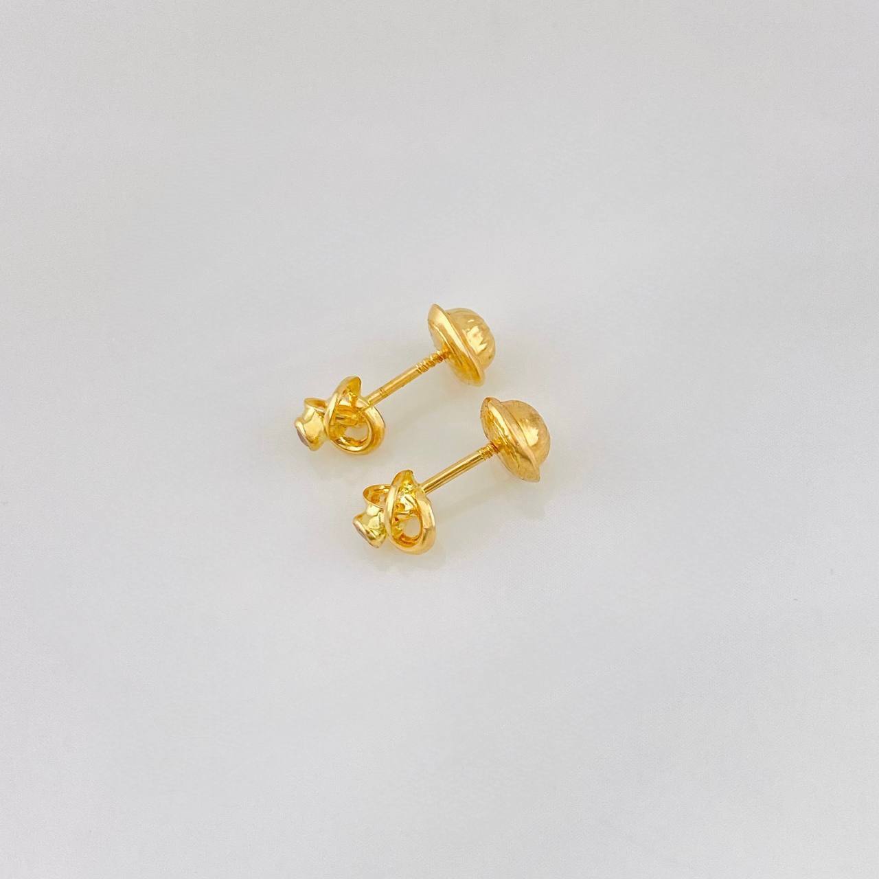 Stud Earrings Helix 0.9g / in / 4.88mm Yellow Gold 18K