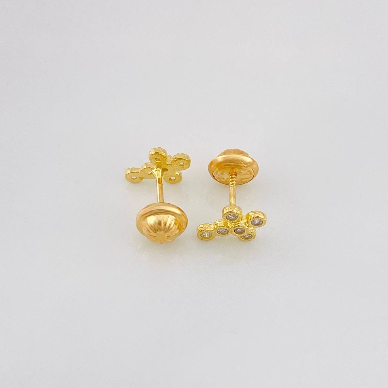 Topos Cruz 0.95g / in / 5.77mm Oro Amarillo 18K