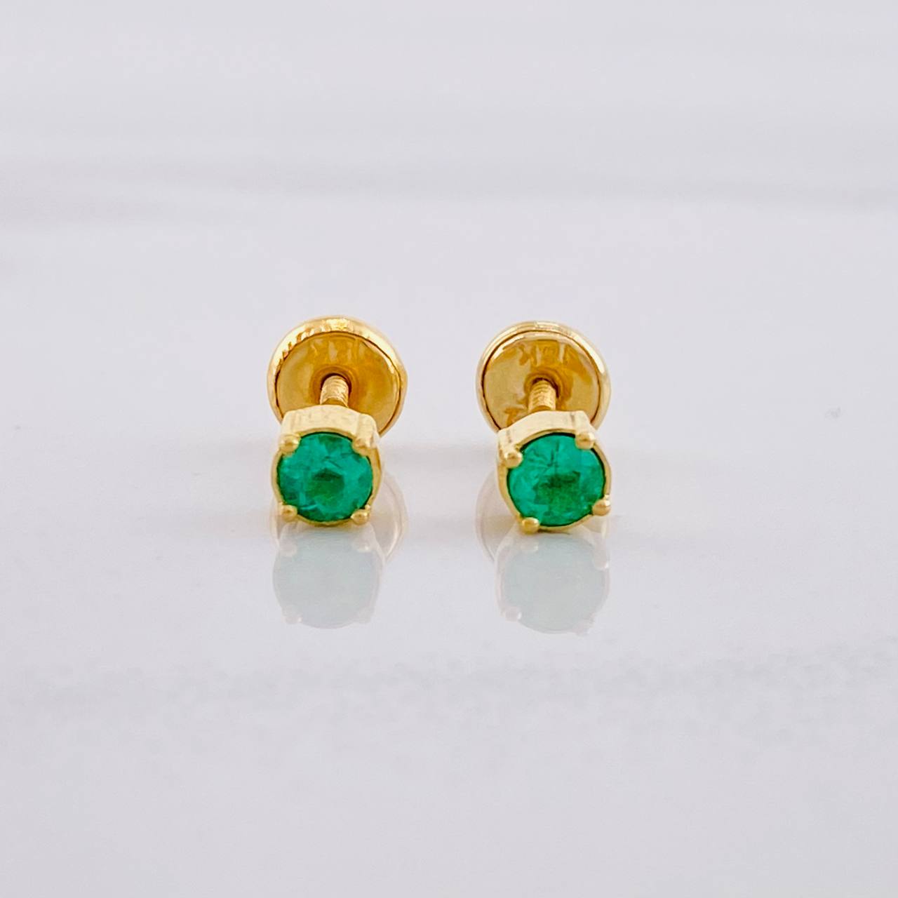 Topos Cuatro Garras Esmeraldas 21pts 1g / in / 3.5mm Oro Amarillo 18K