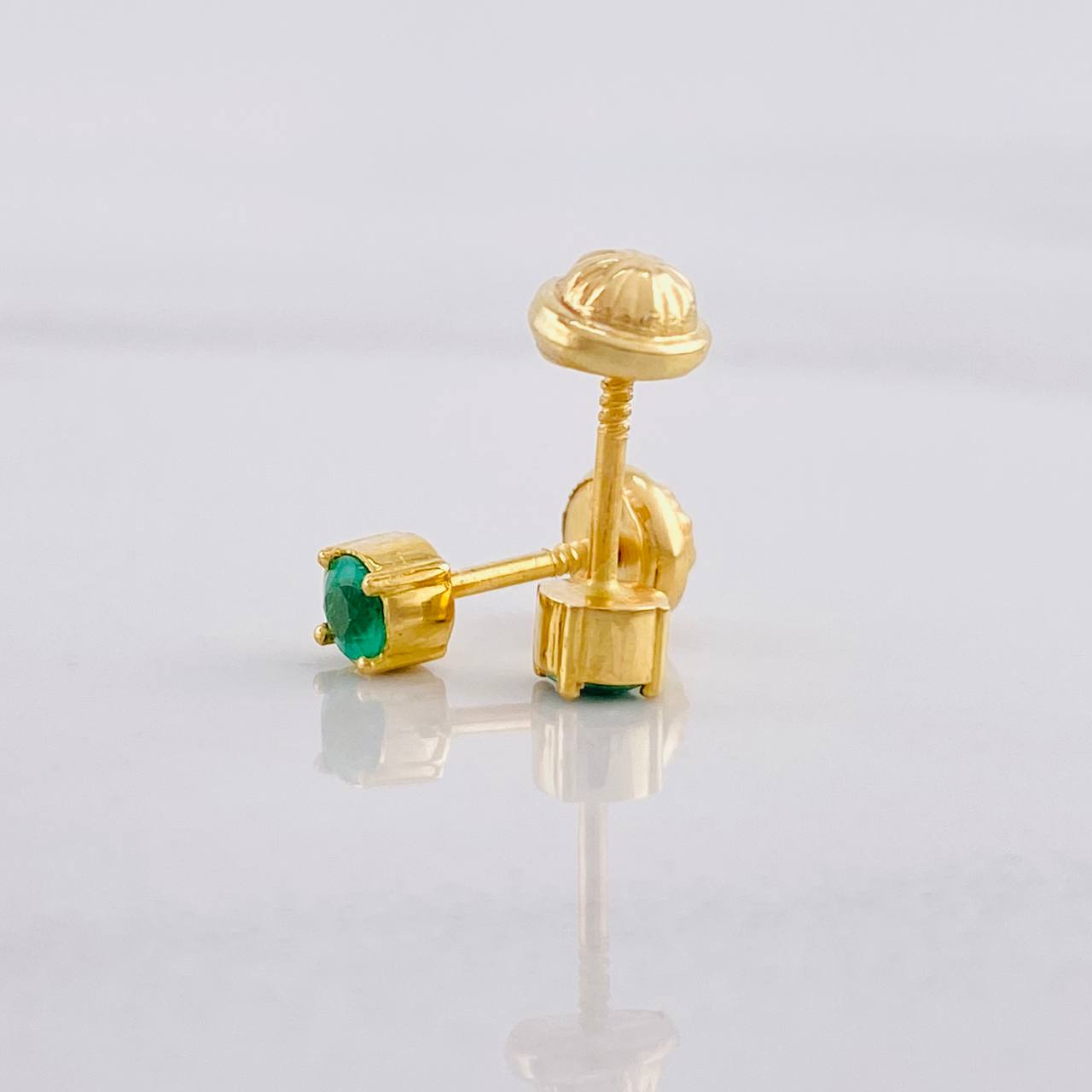 Topos Cuatro Garras Esmeraldas 21pts 1g / in / 3.5mm Oro Amarillo 18K
