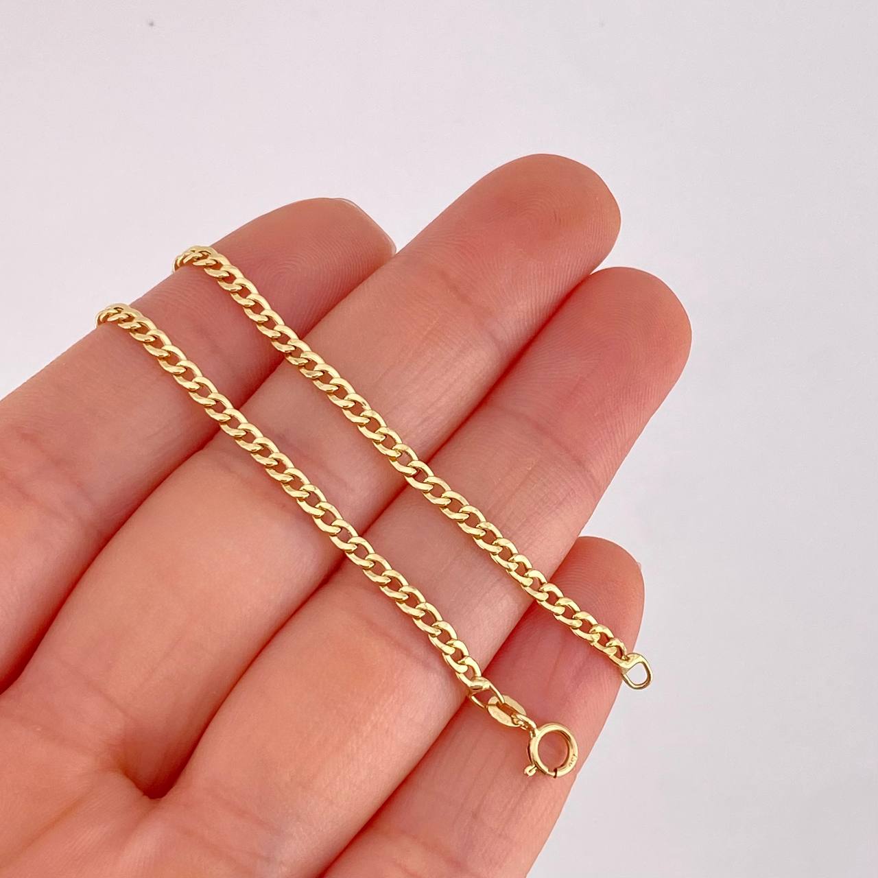 Cuban Links Bracelet 1.1g / 7 3/4 in / 2.4mm 18K Yellow Gold