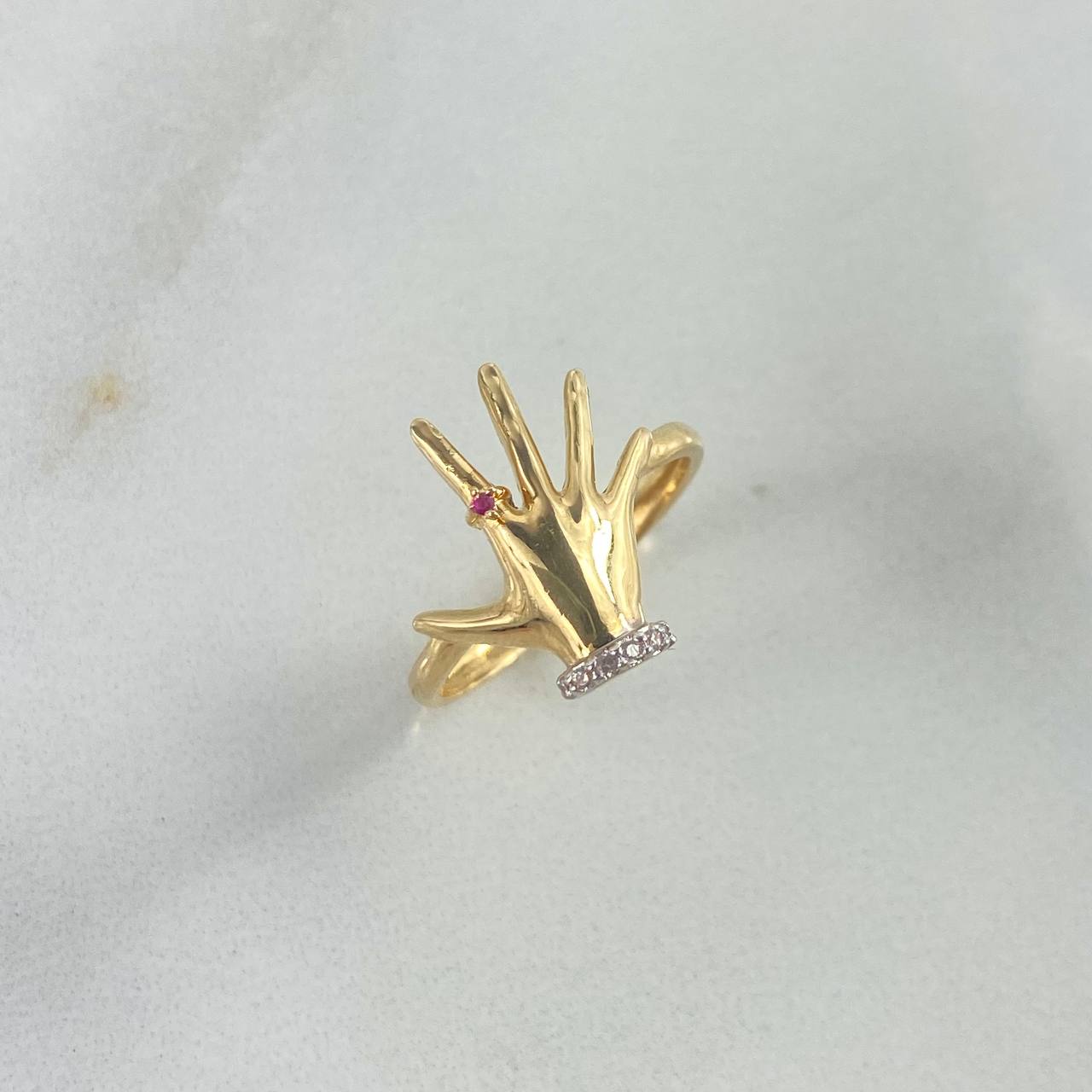 Ring Hand 2.8gr / Size 5 3/4 / White Fuchsia Zircons Two Yellow White Golds ©