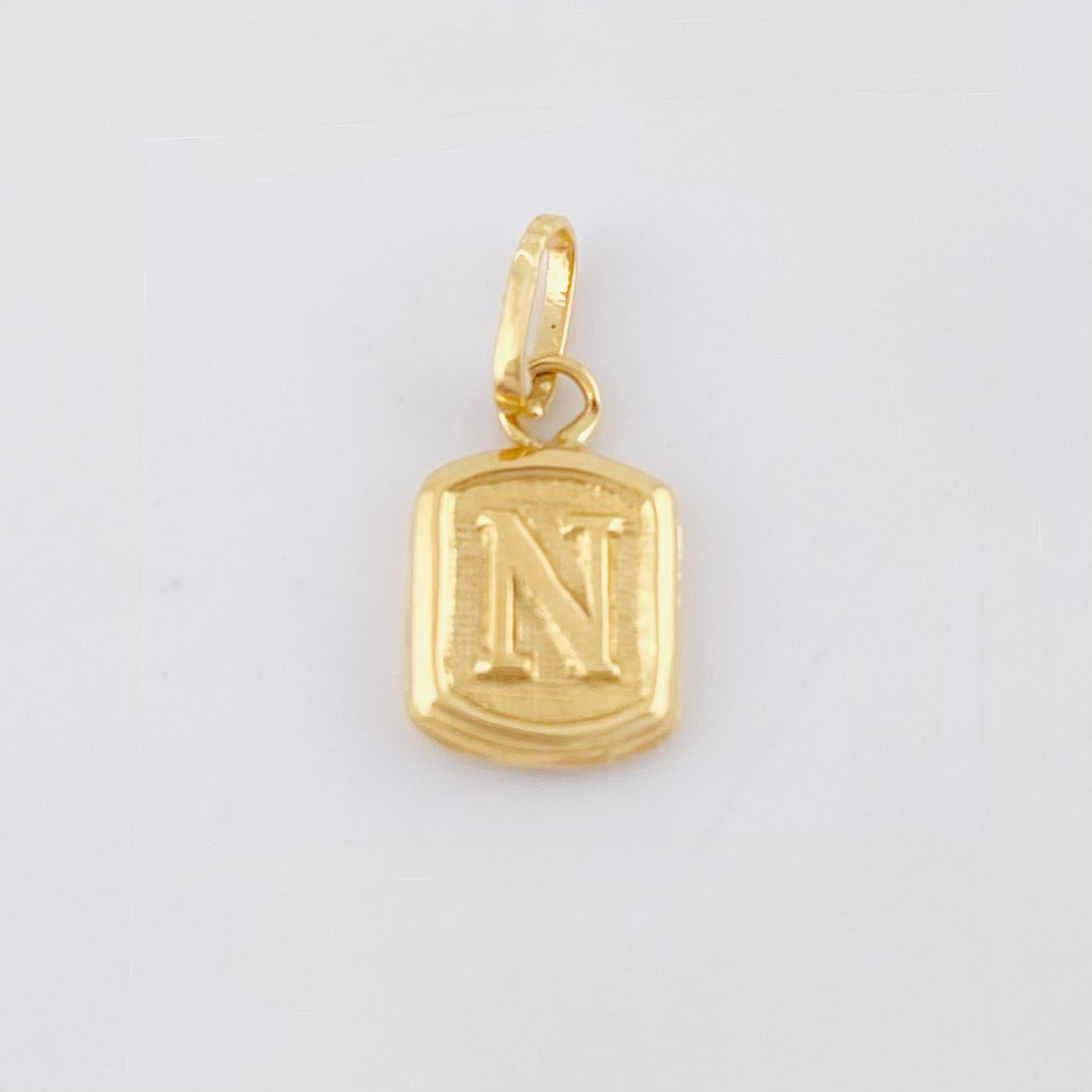 Pendant Letter N 0.4g / 1/2 in Yellow Gold 18K
