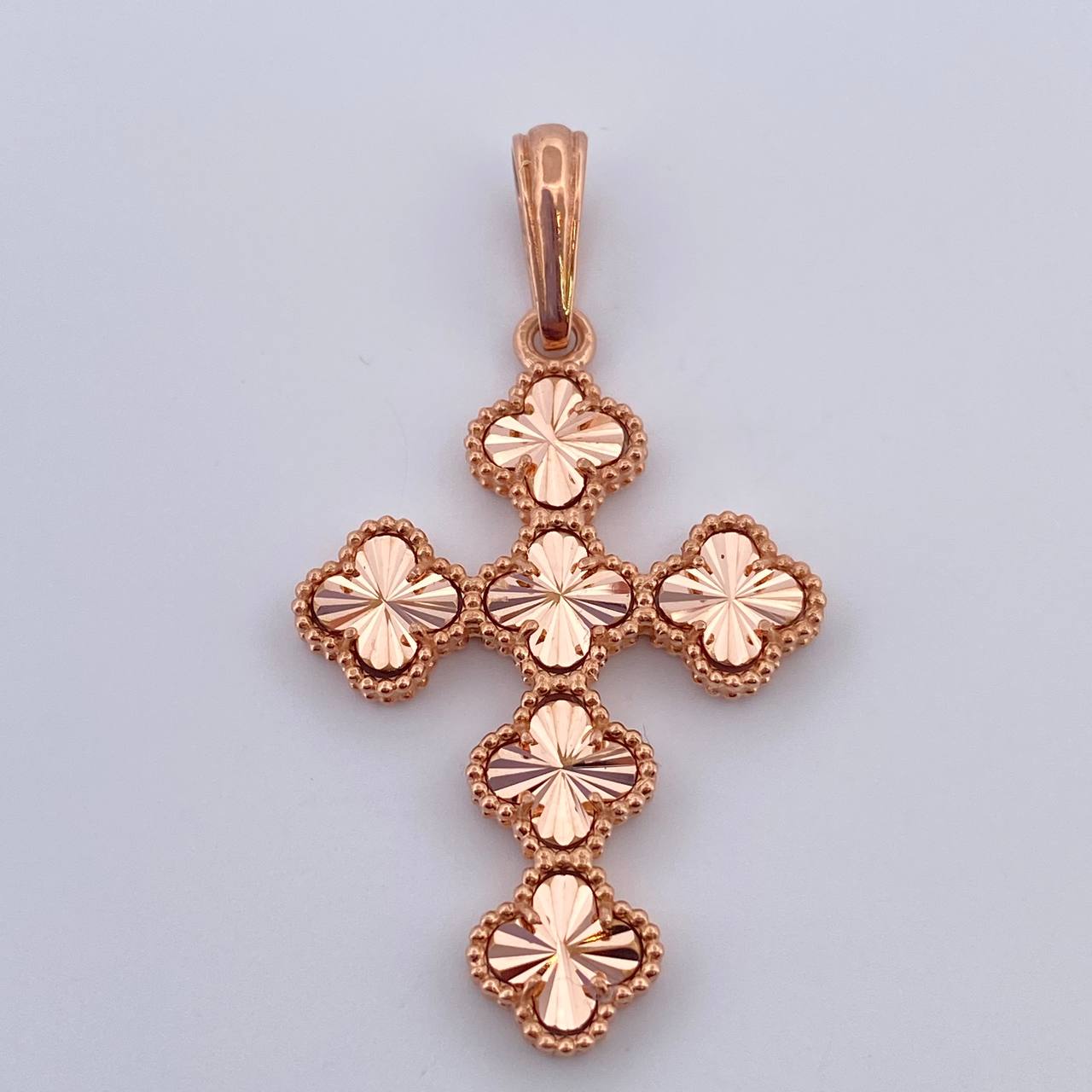 Dije Cruz Trebol 4.55gr / 1 1/2 in / Oro Rosa Nac.Esp. 18K %