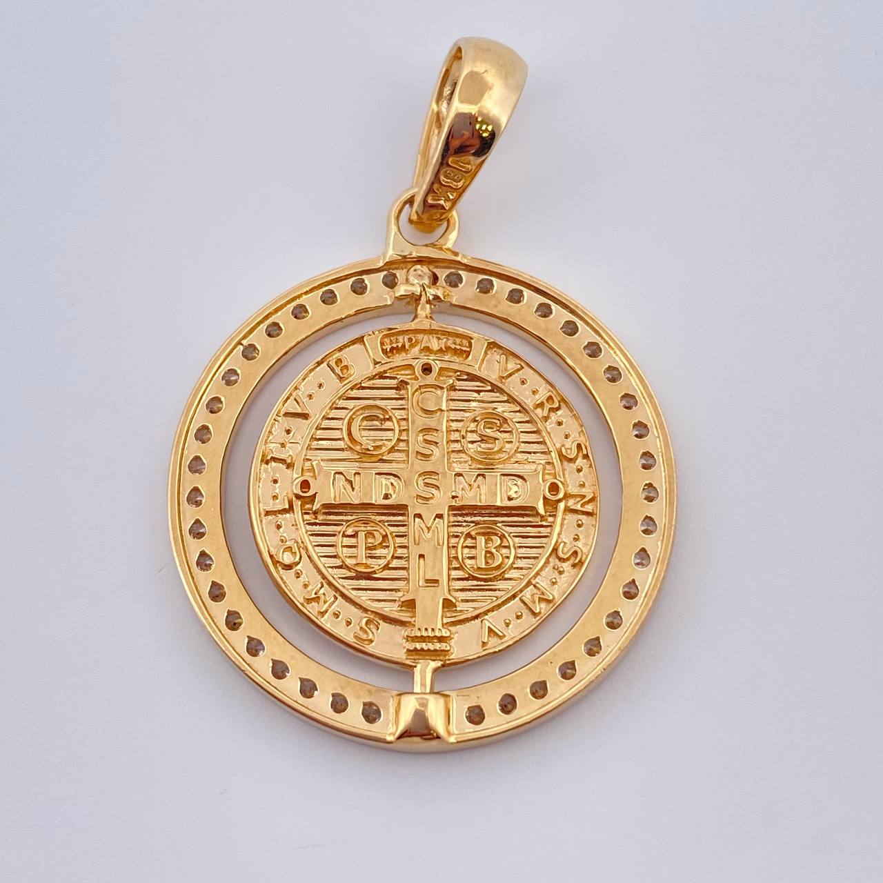 Dije San Benito 4.1gr / 1 1/4 in / Oro Amarillo 18K %