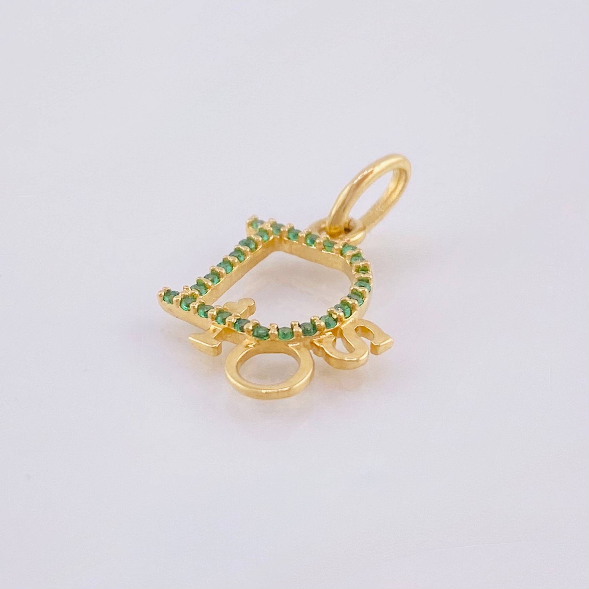 Dije Dios 1.1gr / 3/4 in / Oro Amarillo 18K *