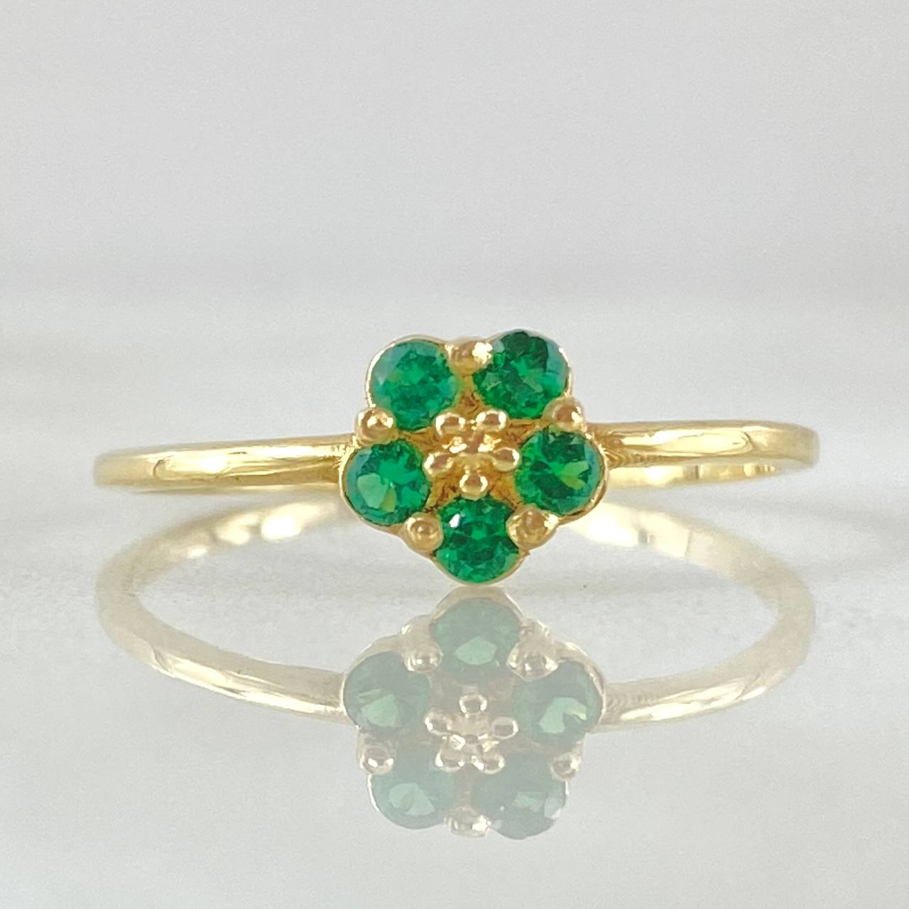 Sakura Flower Ring 1.2gr / Size 5 3/4 / 18K Gold -