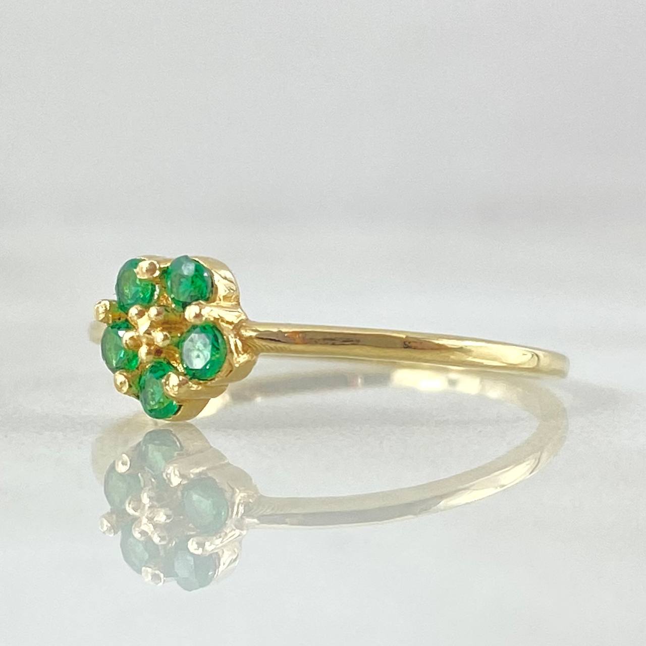 Sakura Flower Ring 1.2gr / Size 5 3/4 / 18K Gold -