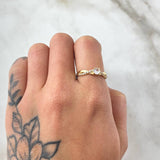 Infinity Unilateral Solitaire Ring 2.1gr / Size 6 3/4 / 18K Gold -