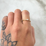 Trinity Channel Solitaire Ring 1.1gr / Size 5 3/4 / 18K Gold -