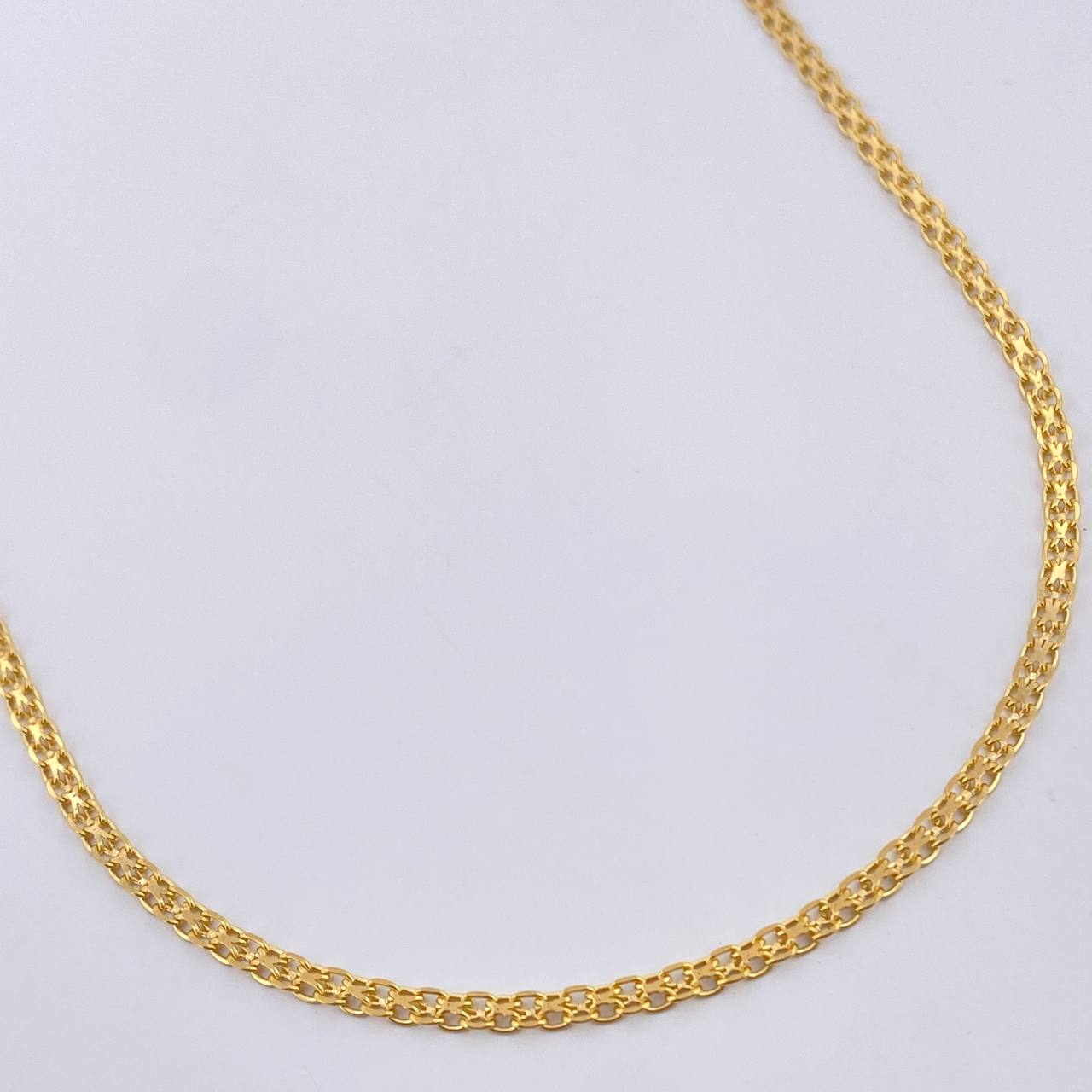 Cadena China 4.55gr / 19 3/4 in / 2.05mm Oro Amarillo +1 18K $