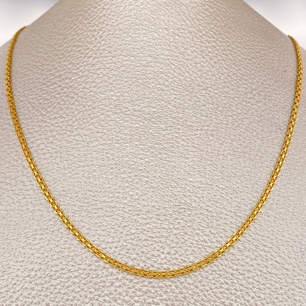 Cadena China 4.55gr / 19 3/4 in / 2.05mm Oro Amarillo +1 18K $