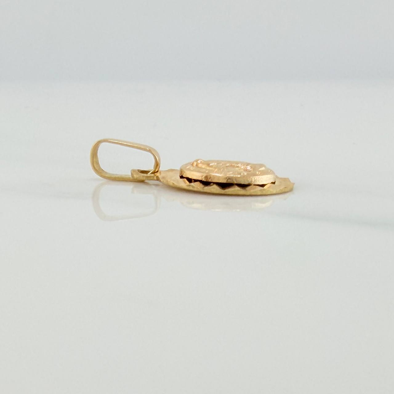 Dije Virgen Milagrosa 0.9gr / 3/4 in / Oro Amarillo 18K %