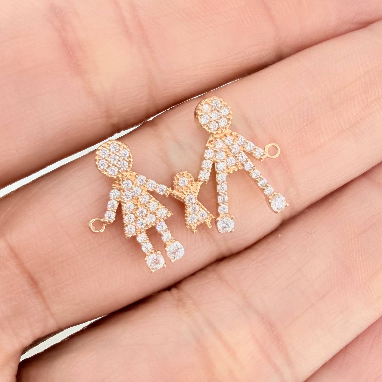 Herraje Familia De Tres 1.6gr / 3/4 in / Oro Amarillo 18K %