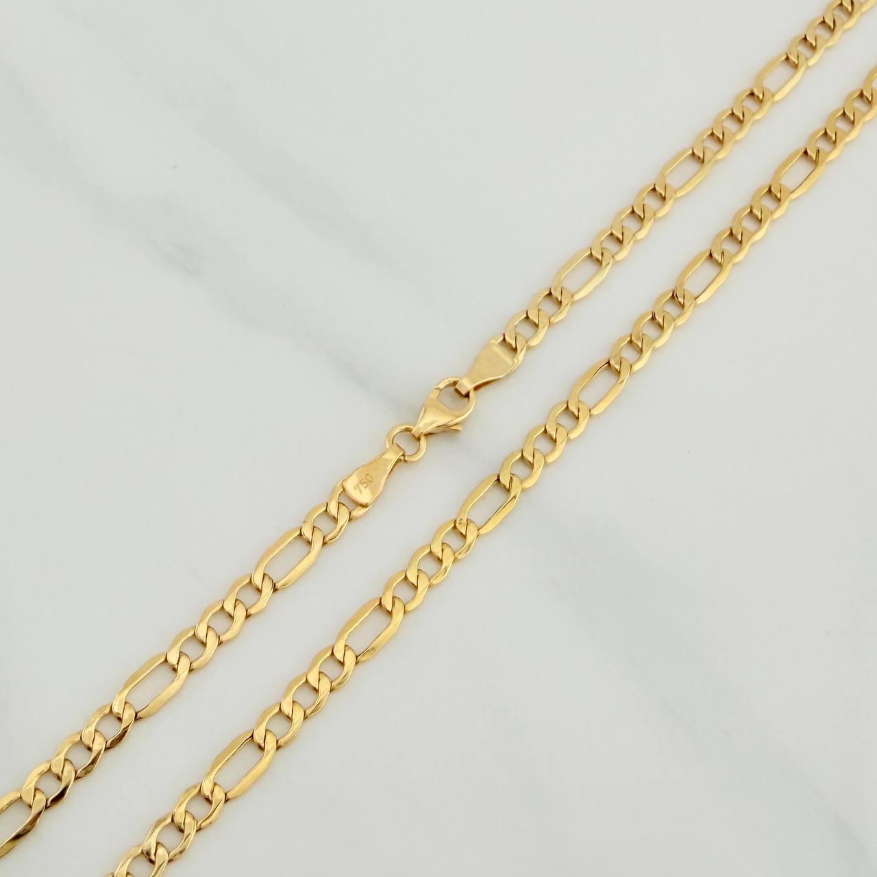 Cadena Figaro 5.8gr / 25 1/2 in / 3.2mm Oro Amarillo +1 18K $