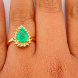 Anillo Solitario Gota Esmeralda 4.6gr / T6 1/2 / Oro Amarillo 18K %