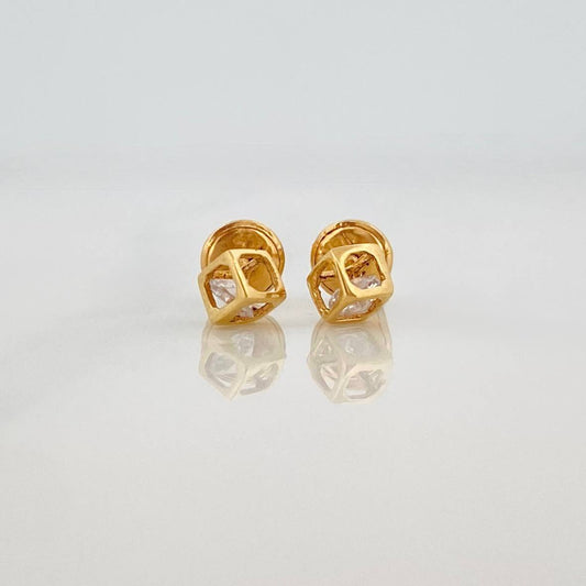 Topos Cuadrado 0.75g / in / 3.37mm Oro Amarillo 18K