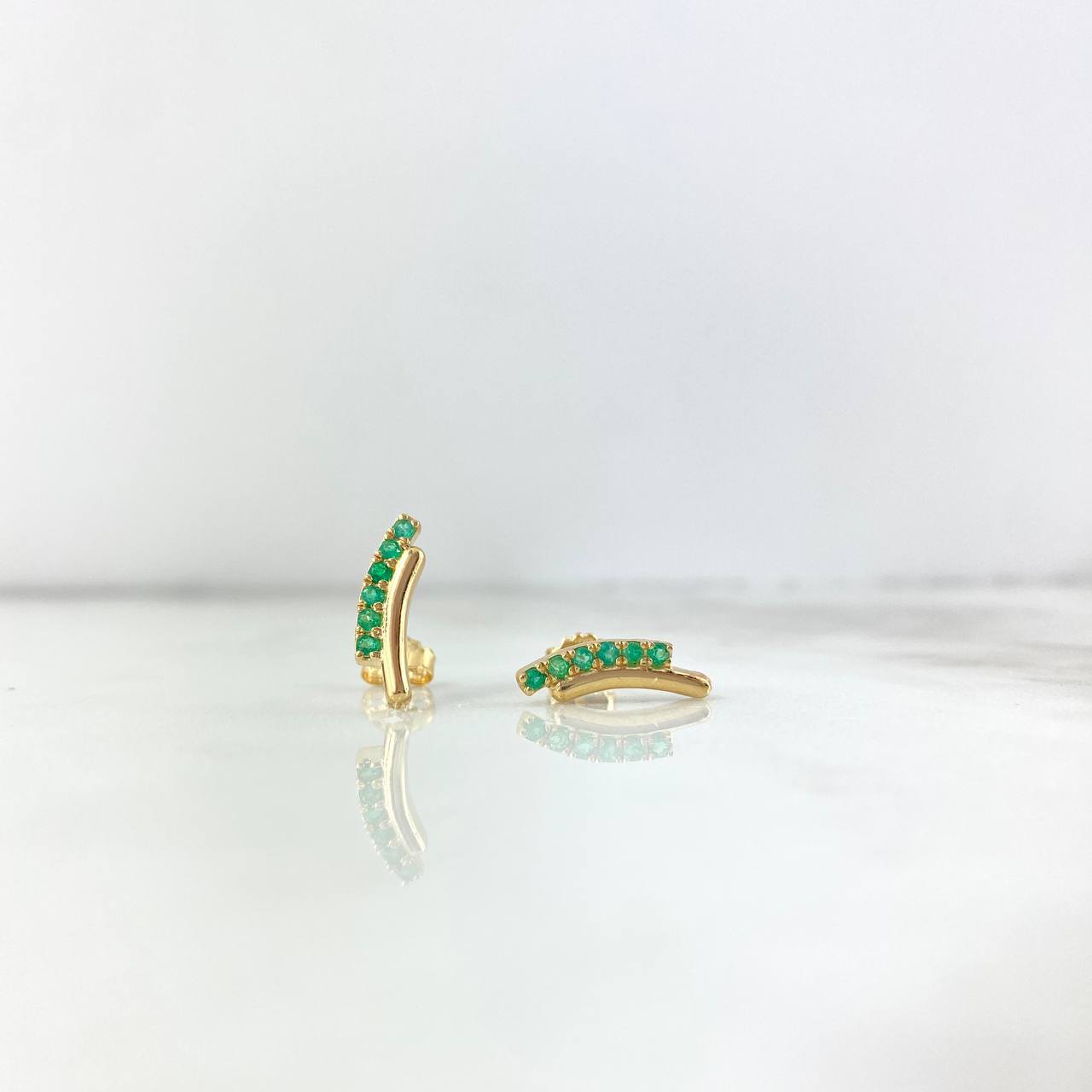 Stud Earrings Curva Mesetal 2.1gr / Esmeraldas 24pts Lobster Claw Yellow Gold Butterfly (Jewel) ©
