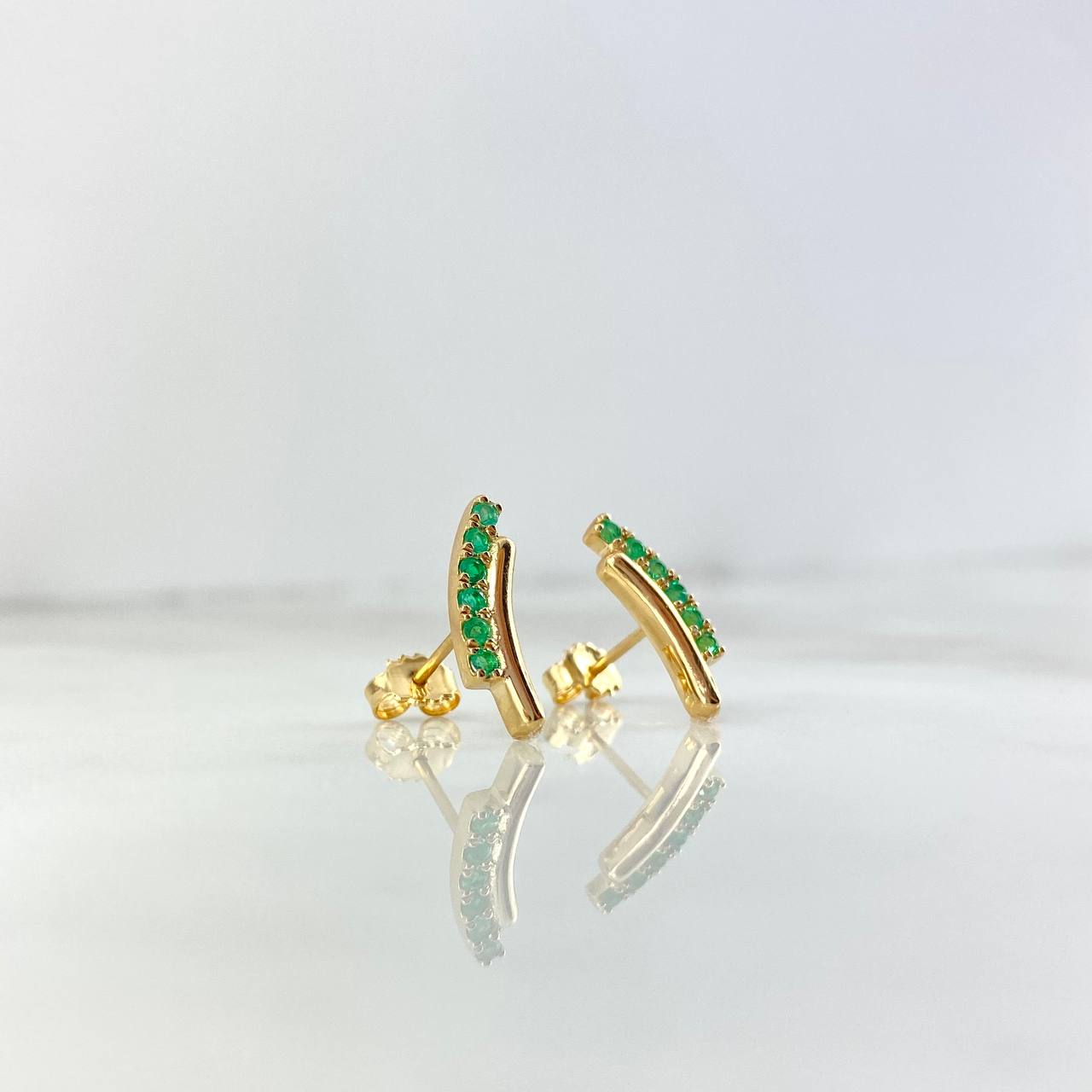 Stud Earrings Curva Mesetal 2.1gr / Esmeraldas 24pts Lobster Claw Yellow Gold Butterfly (Jewel) ©