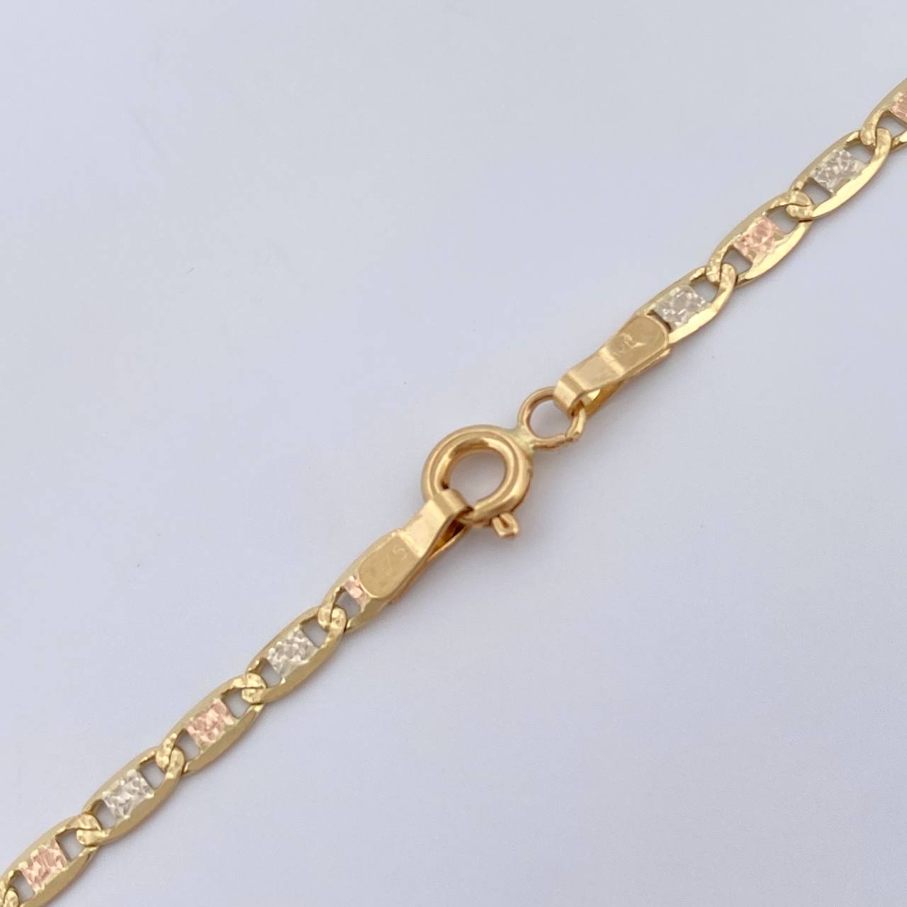 Flat Mariner Chain 6.05gr / 20 in / 2.5mm Three Golds +3 18K $
