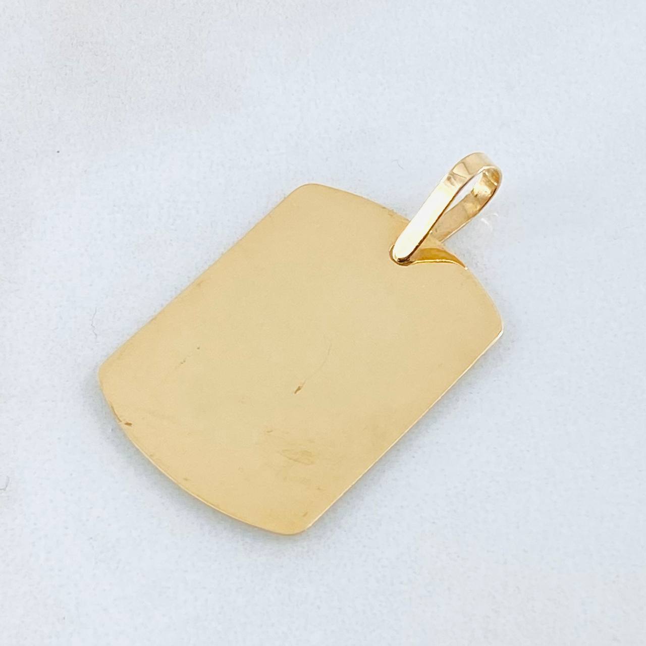 Dije Placa Rectangular Ovalada 1.7gr / 1 1/4 in / Oro Amarillo 18K