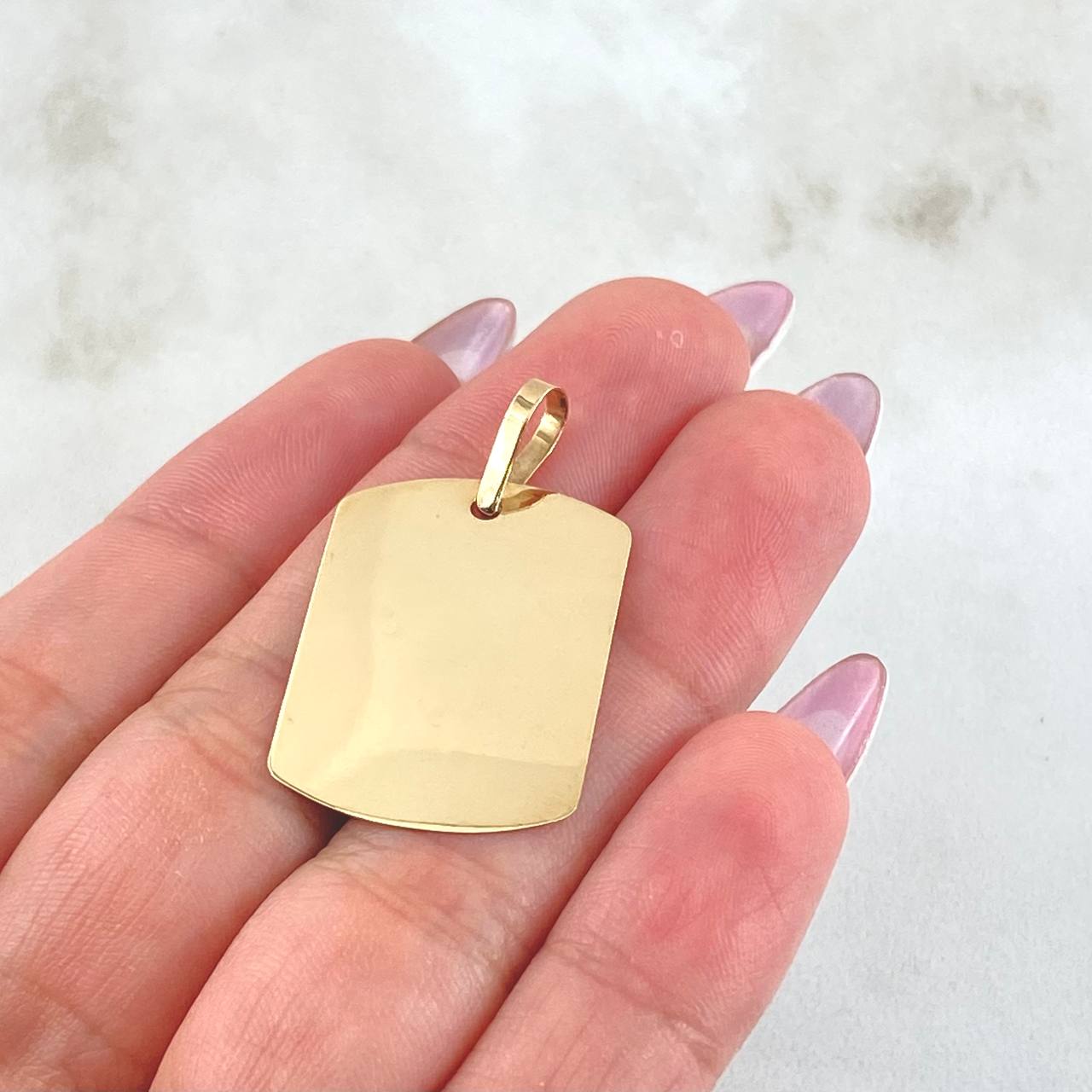 Dije Placa Rectangular Ovalada 1.65gr / 1 1/4 in / Oro Amarillo 18K