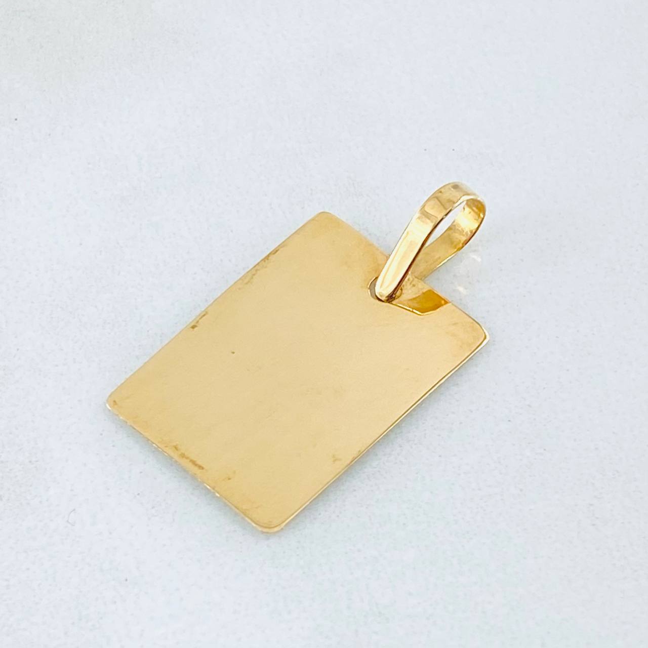 Dije Placa Rectangular 1.1gr / 1 in / Oro Amarillo 18K *