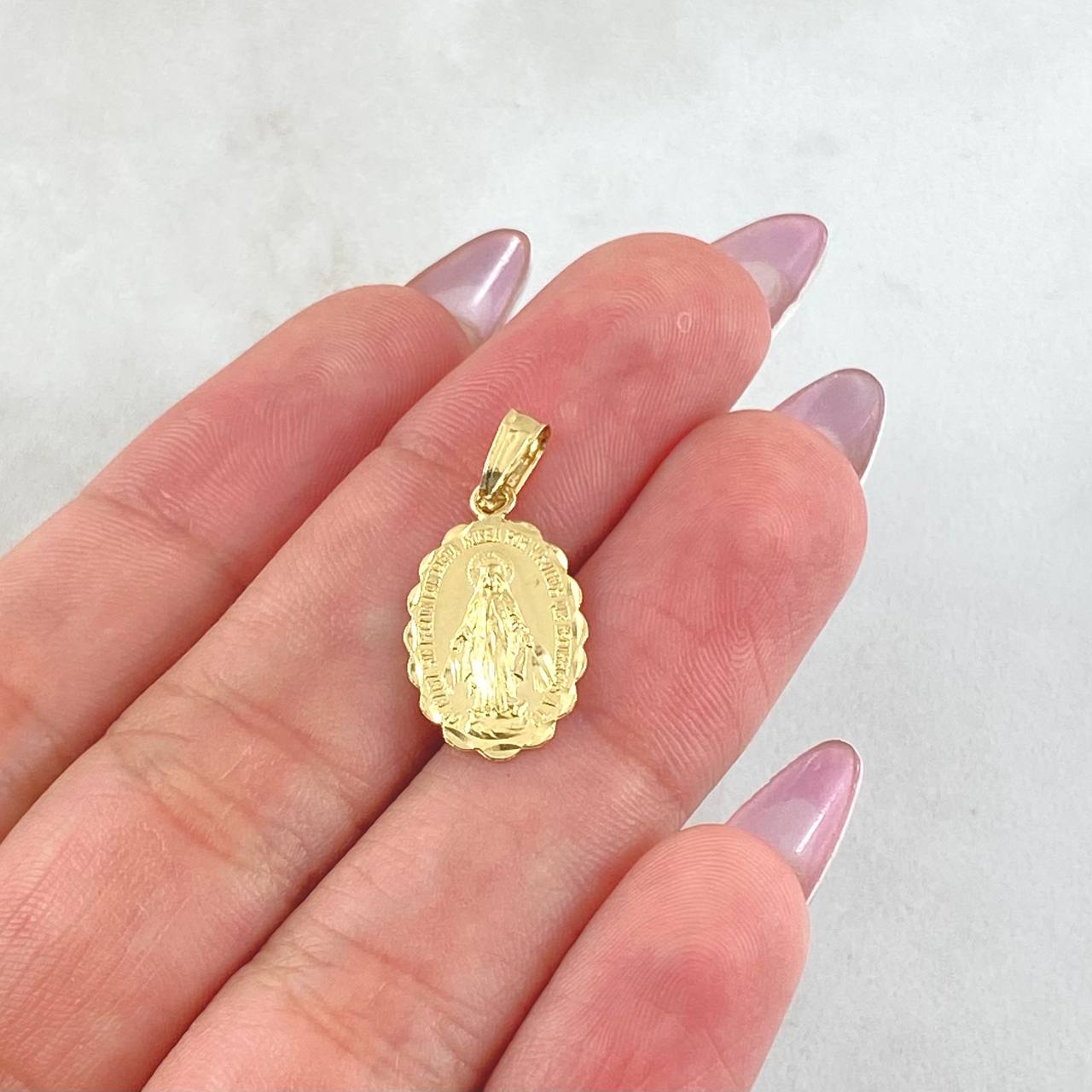Dije Borde Milagrosa 0.85gr / 3/4 in / Oro Amarillo 18K