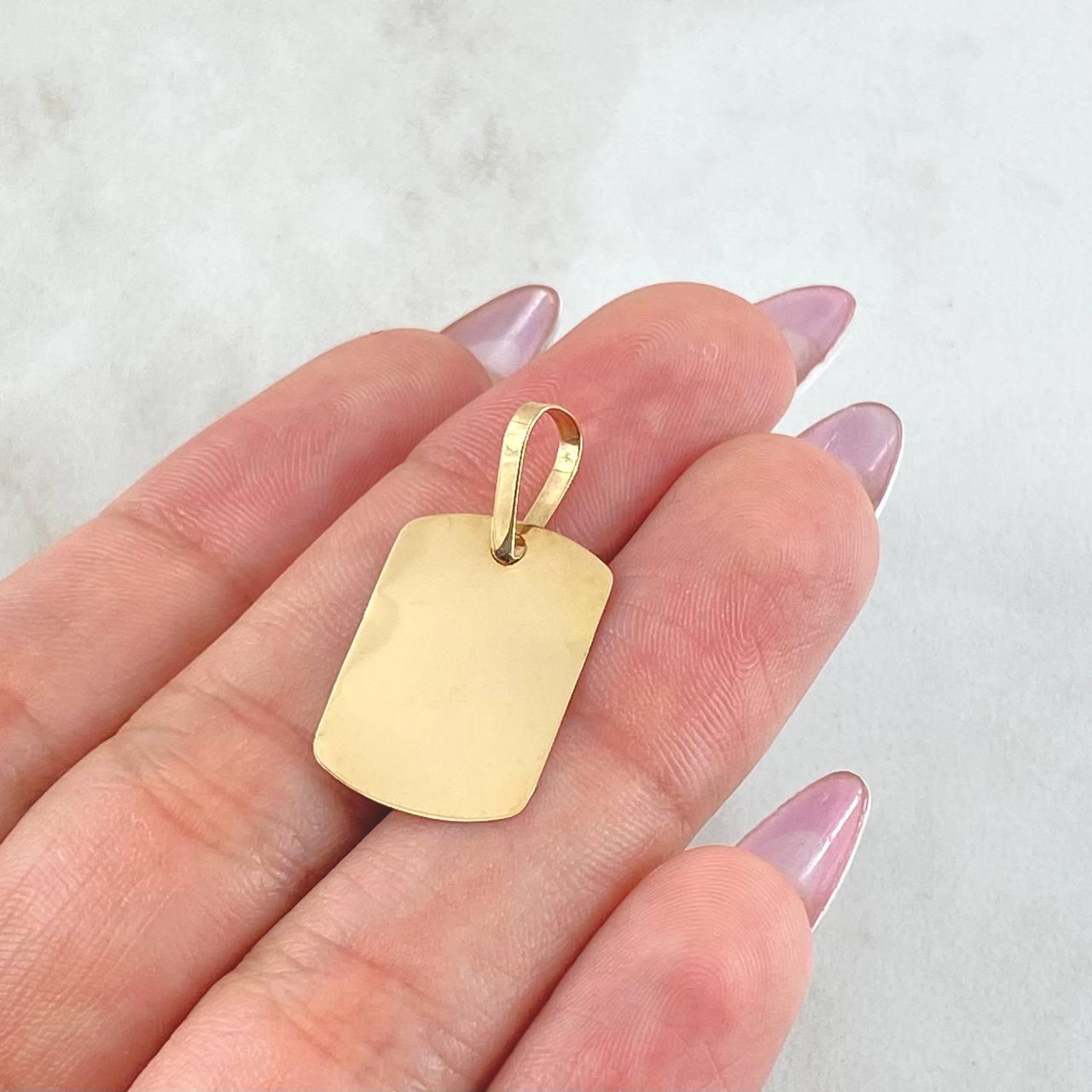 Dije Placa Rectangular Ovalada 1gr / 1 in / Oro Amarillo 18K ©