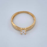 Anillo Solitario 1.95gr / T5 3/4 / Oro Amarillo 18K %