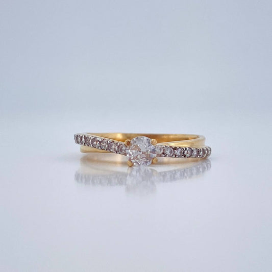 Anillo Solitario Linea Invertida 2.3gr / T5 3/4 / Dos Oros Amarillo Blanco 18K %