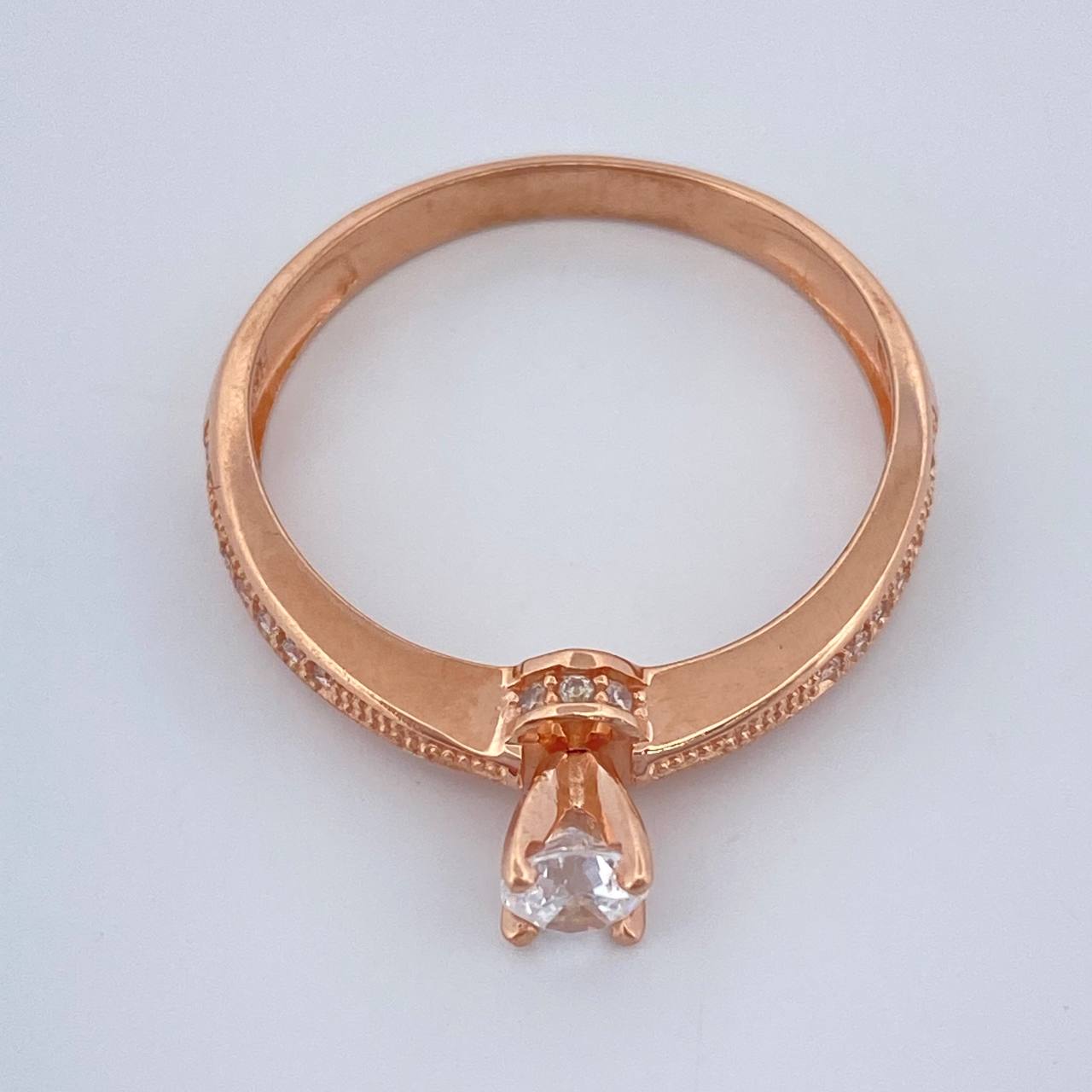 Anillo Solitario 2.85gr / T8 1/4 / Oro Rosa 18K %