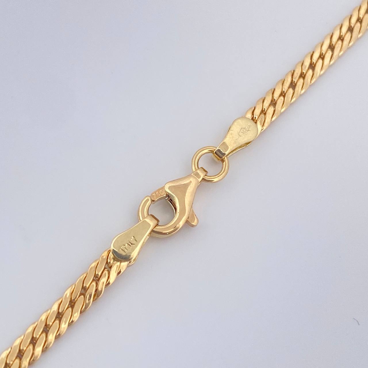 Cadena Serpiente 7.7gr / 23 3/4 in / 3mm Oro Amarillo +3 18K %