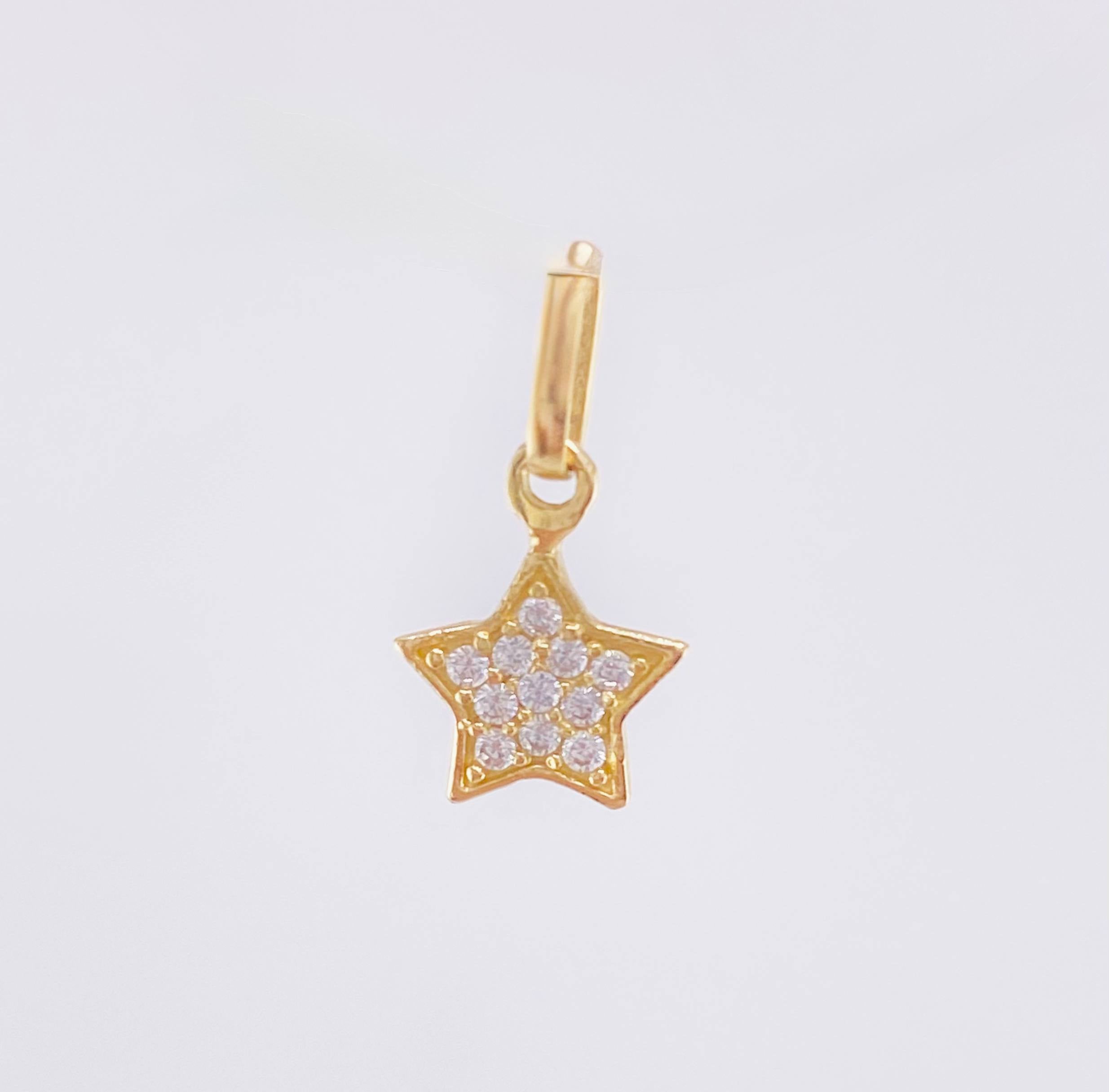 Dije Estrella Tupida 0.6gr / 1/2 in / Oro Amarillo 18K *
