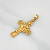 Dije Cruz Rostro Cristo 1.95 g / 1 1/4 in Oro Amarillo 18K