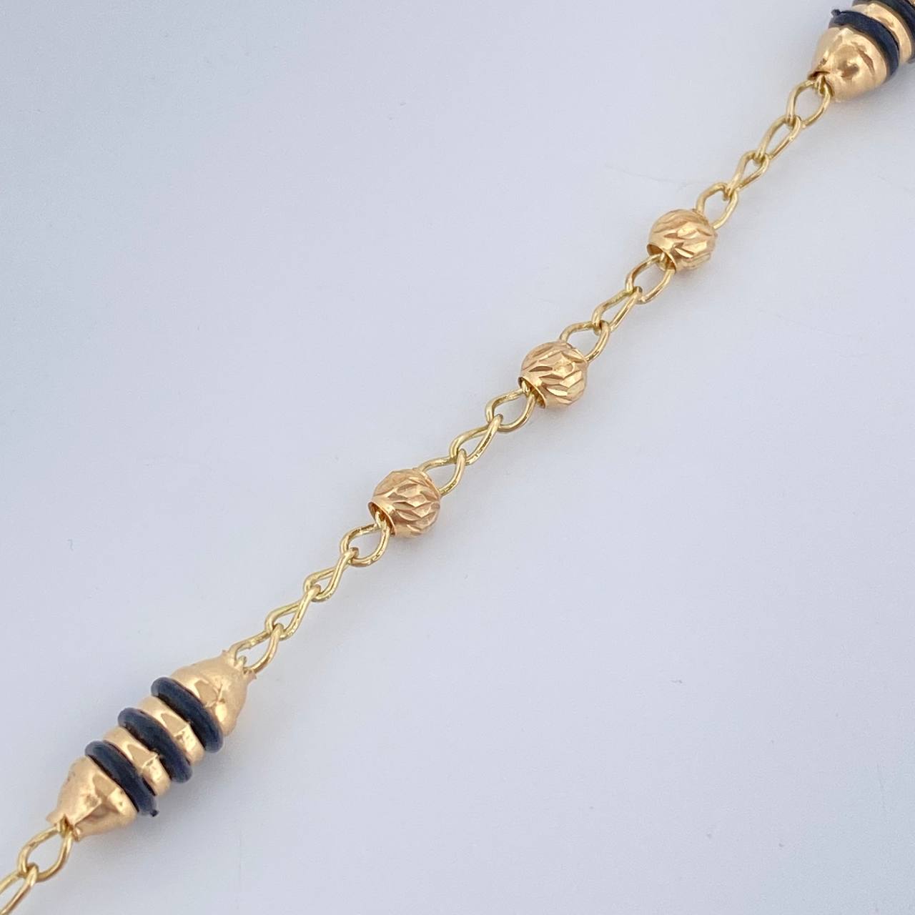 Pulso Espiga Barril 2.65gr / 7 1/2 in / 3mm Oro Amarillo 18K %