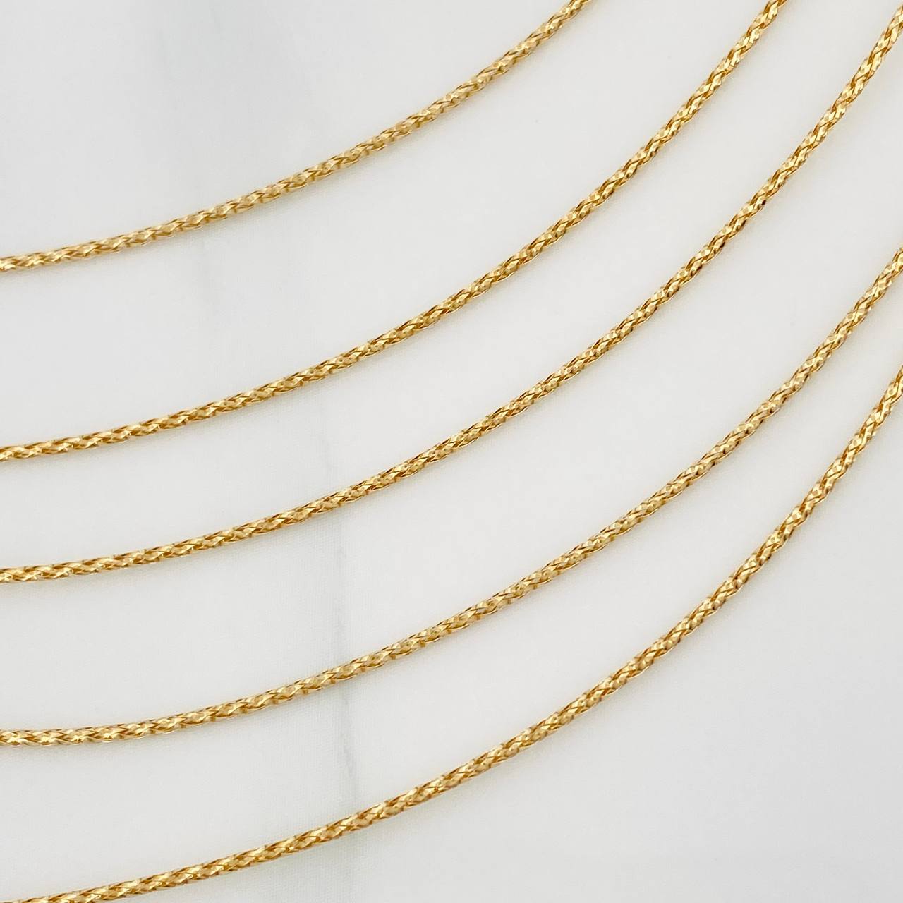 Cadena Cascada 5.75g / 18 in / 0.9mm Oro Amarillo 18K
