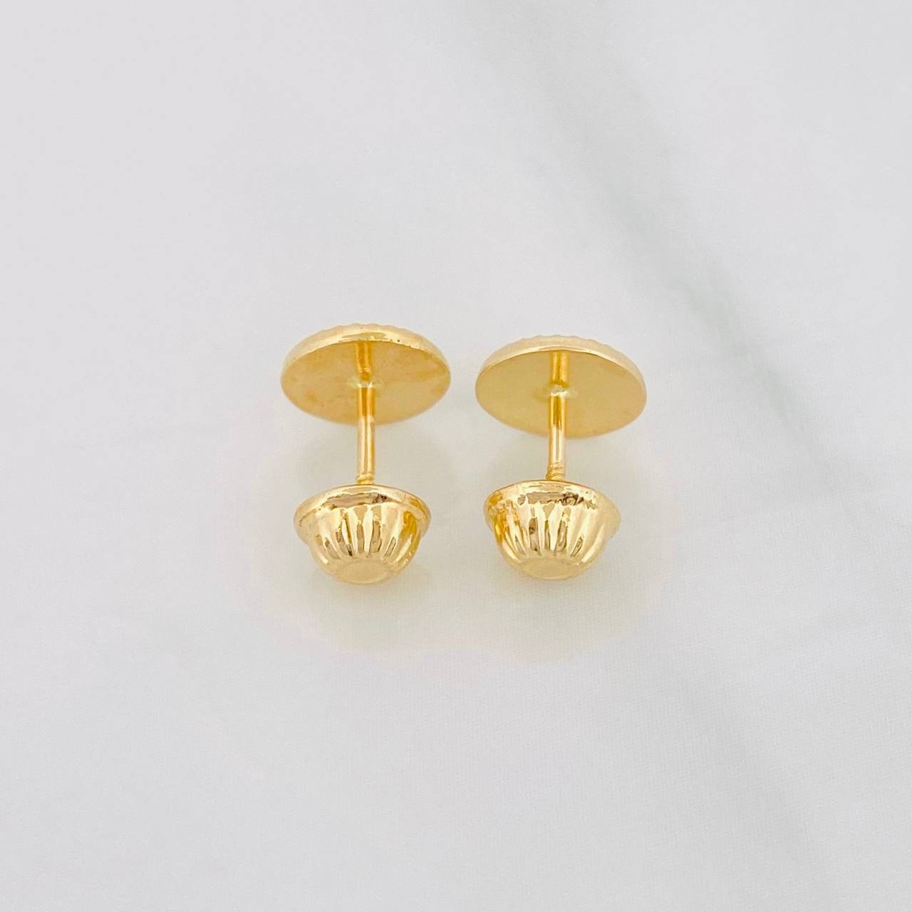 Topos Circulo Diamantado 0.7g / in / 6.9mm Oro Amarillo 18K