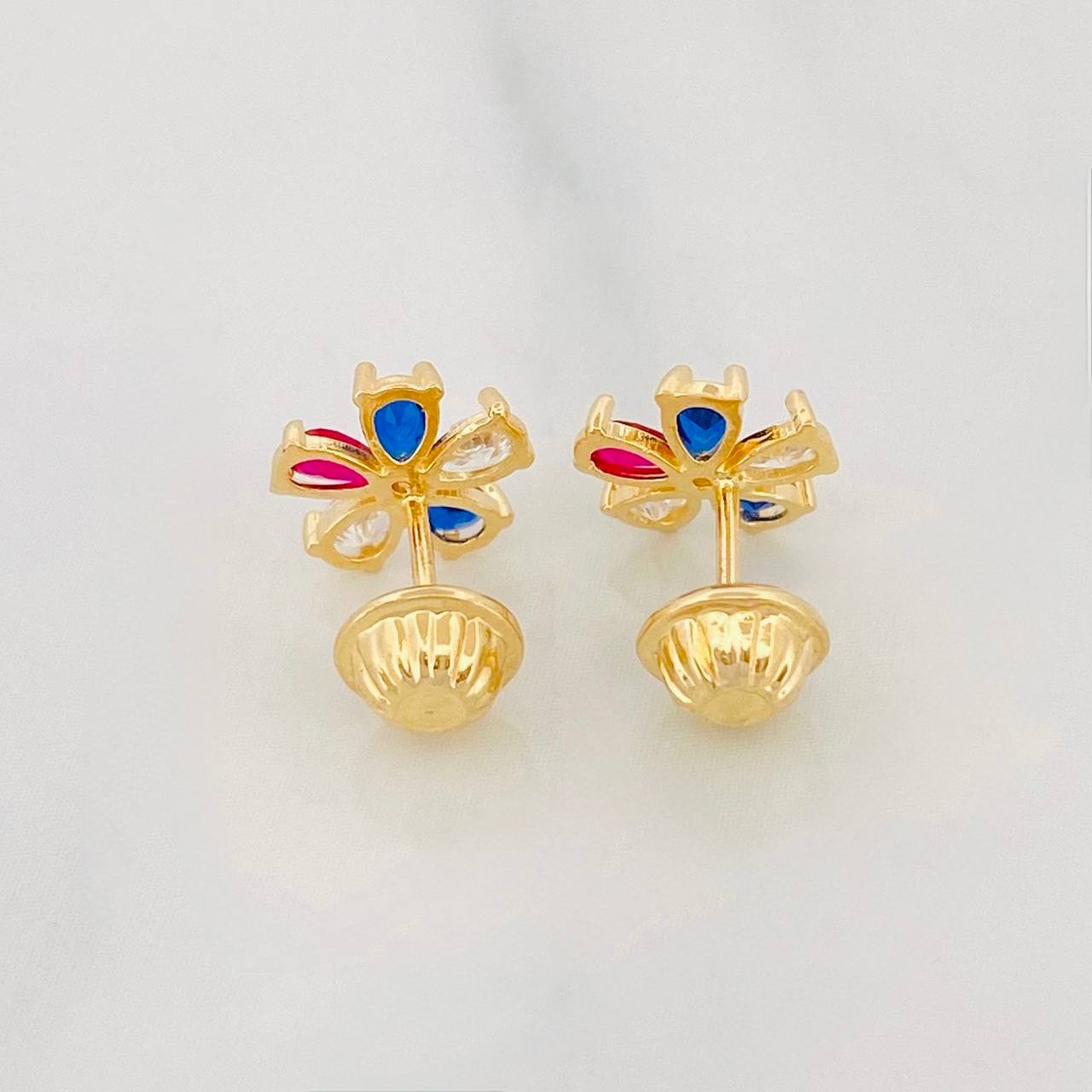 Topos Flor 0.95g / in / 7.8mm Oro Amarillo 18K