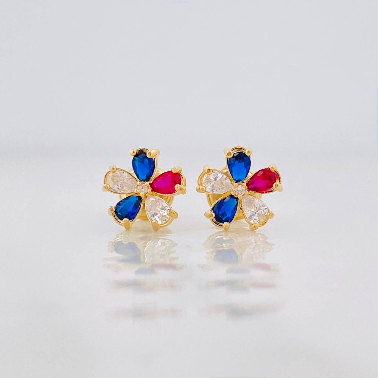 Topos Flor 0.95g / in / 7.8mm Oro Amarillo 18K